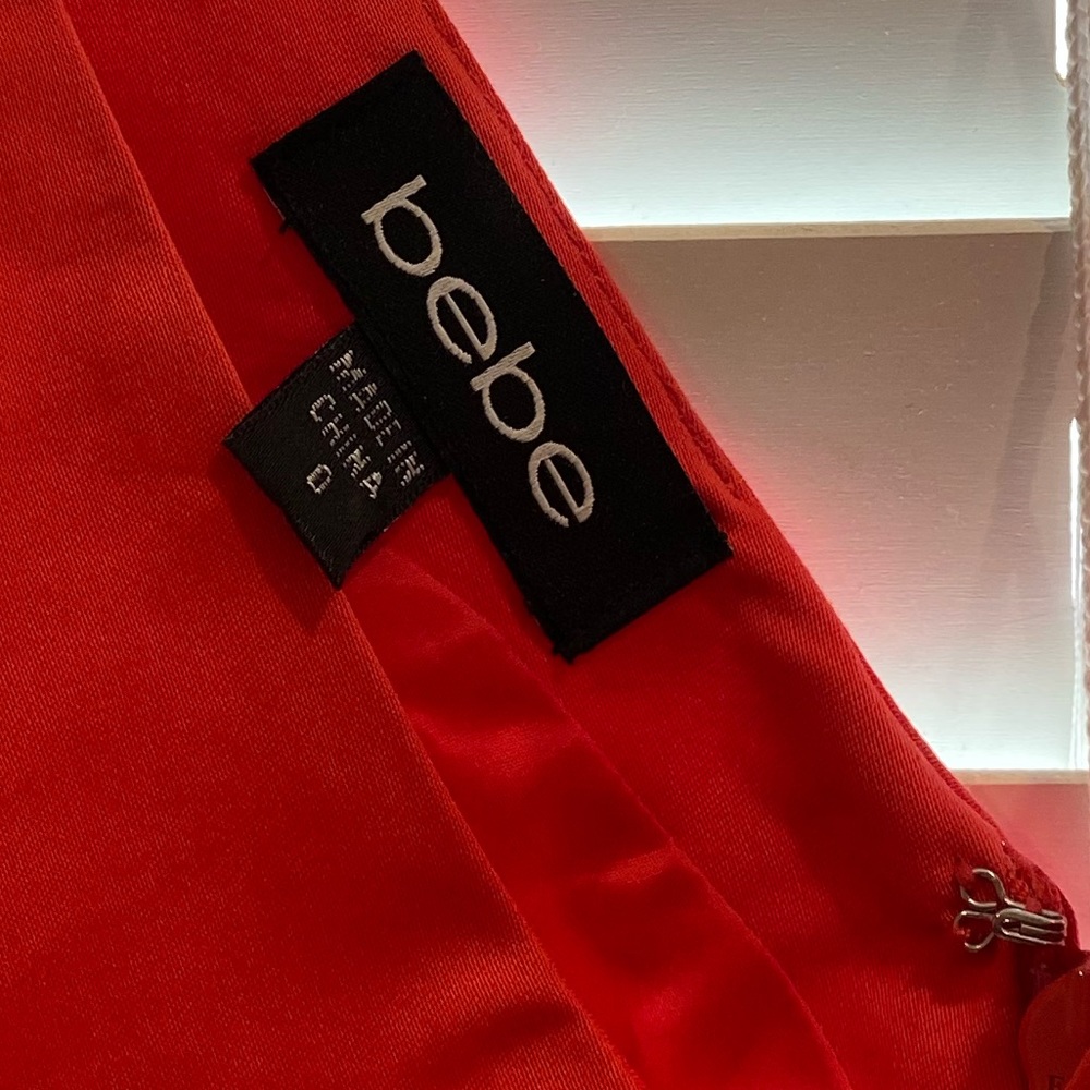Bebe- Size 0 Brilliant Orange Slim Fit with Comfortable Stretch.